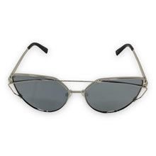 Load image into Gallery viewer, Villas Polarized Sunglasses | Silver Frame with Silver Tinted Lens
